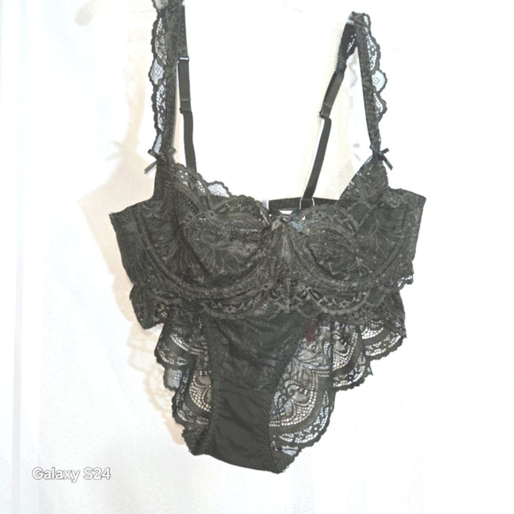 WOMEN'S LINGERIE DARK HUNTER GEEN 👀 THROUGH SIZE SEE PICTURES FOR MEASUREMENT